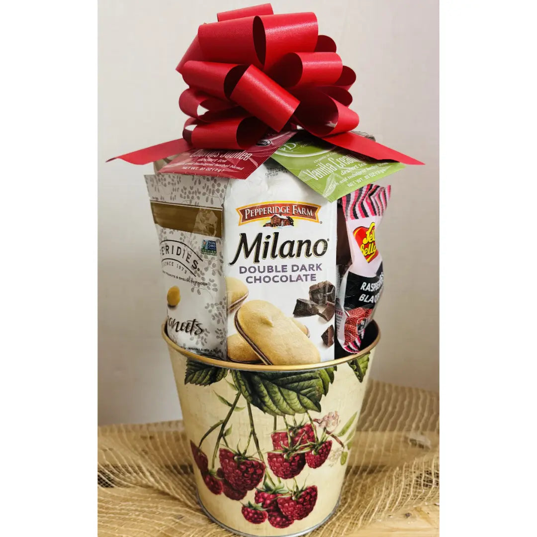 Small Berry Gift Tin Basket