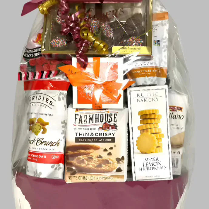 Jenny's Large Classic Gift Baskets Collection