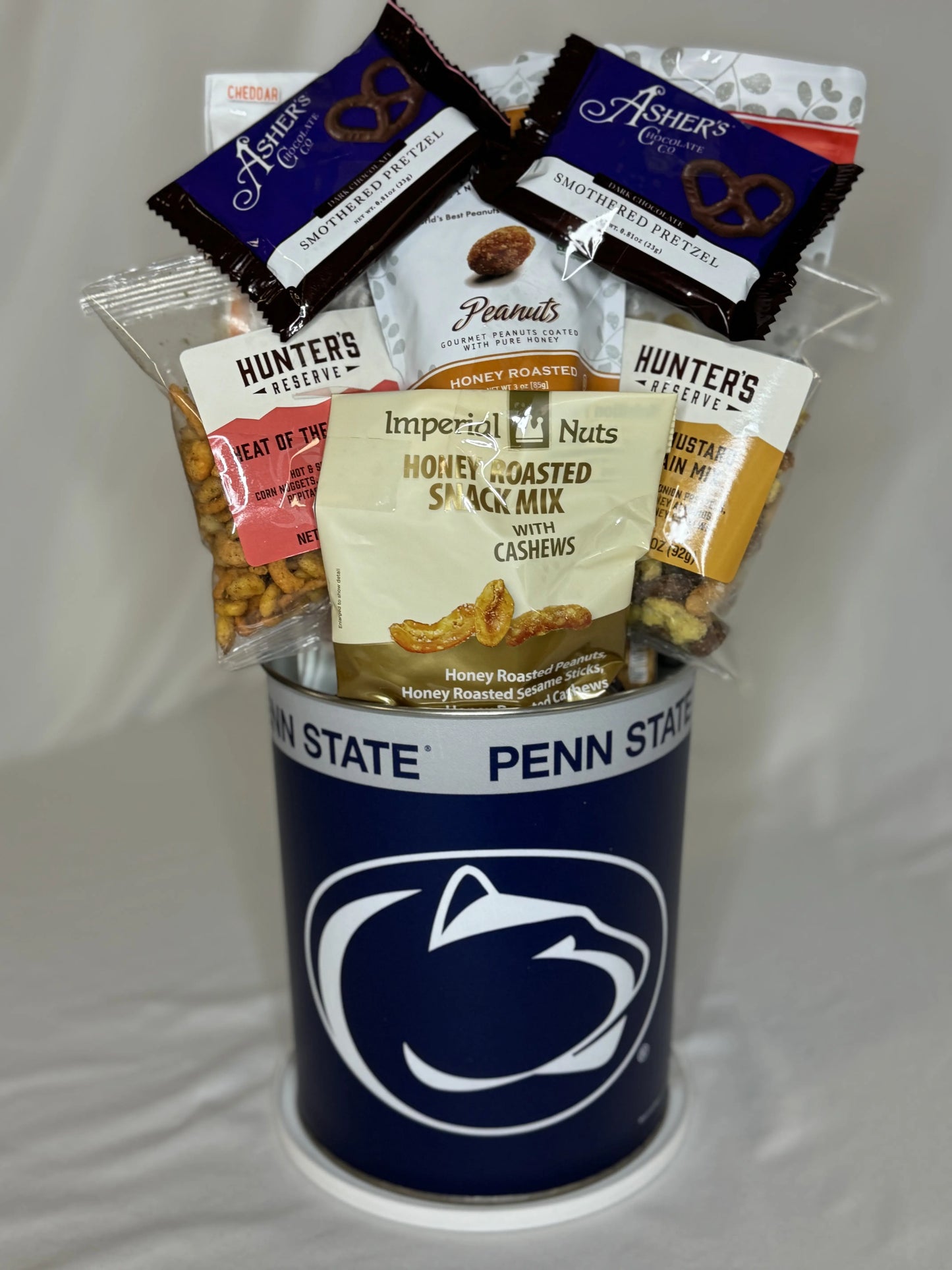 JGB Sports - Penn State Nittany Lions Gift Tin  Basket  - Made In America