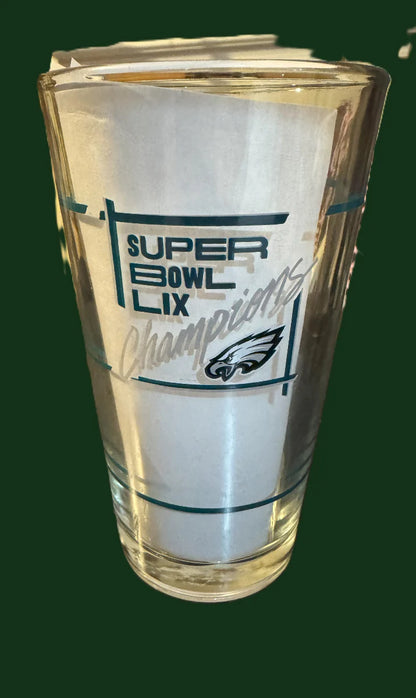 Philadelphia Eagles Super Bowl LIX Champions 16oz Pint Glass - 2024 Schedule