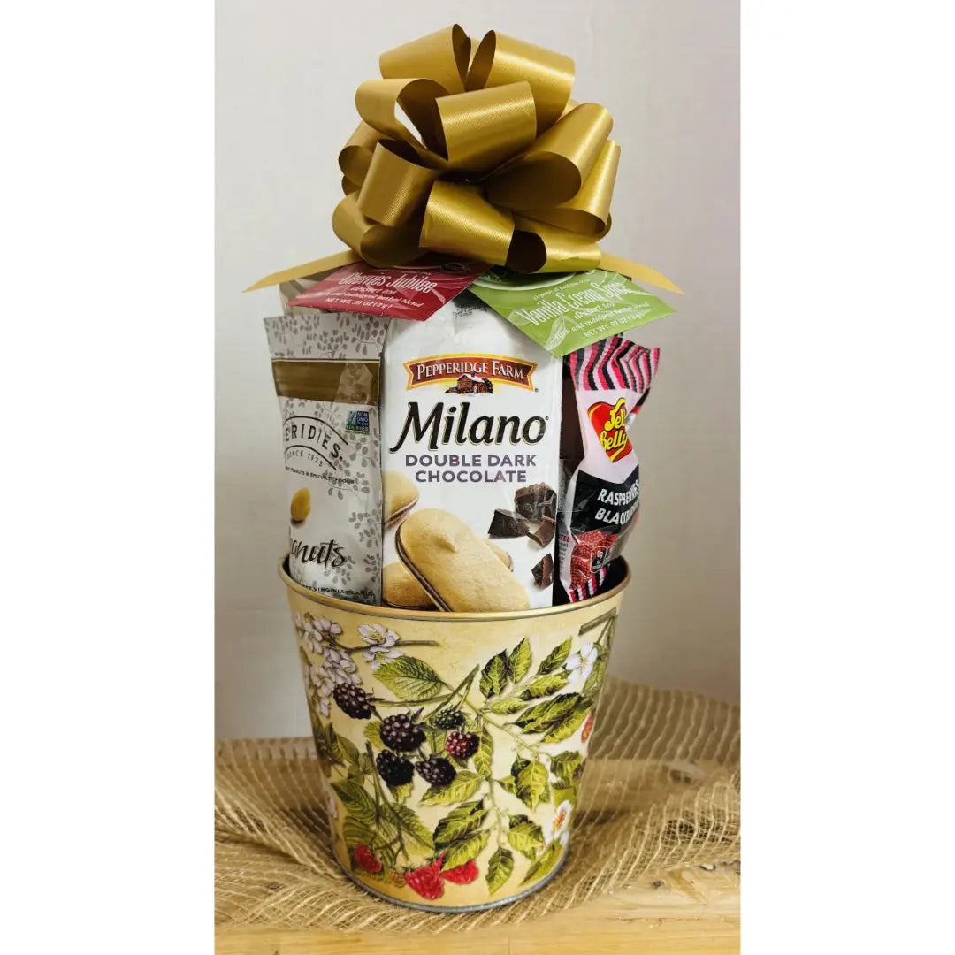 Small Berry Gift Tin Basket